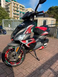Aprilia SR50 Factory 2009
