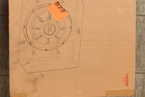Subwoofer JBL macchina 