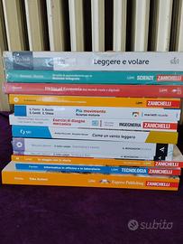 12 LIBRI SCOLASTICI CONDIZIONI PARI AL NUOVO