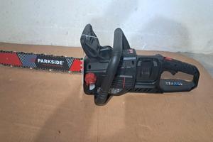 motosega a doppia batteria parkside serie nera