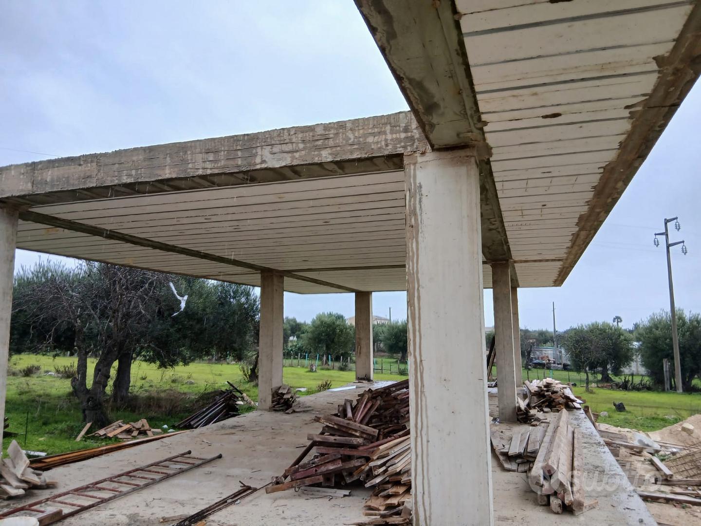 Terreno con fabricato villa - Vista 4