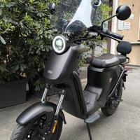 Scooter Elettrico NIU UQi GT Extended Range