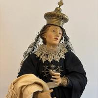 Madonna antica in campana di vetro