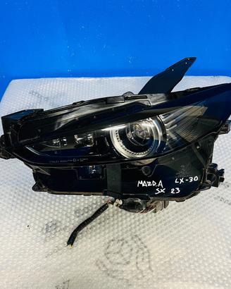 Faro anteriore sinistro Mazda CX-30