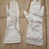 Guanti bianchi da sposa 