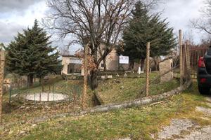  TERRENO CON ANNESSA  COSTRUZIONE.