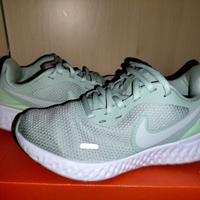 Scarpe Nike Revolution da running