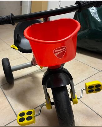 Triciclo bambino Chicco Ducati