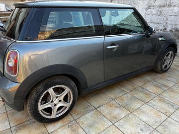 Mini couper