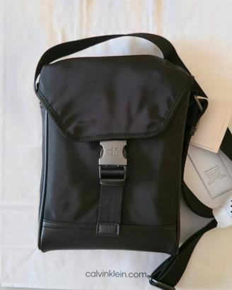 Tracolla uomo Calvin Klein nera