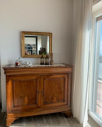 Credenza antica