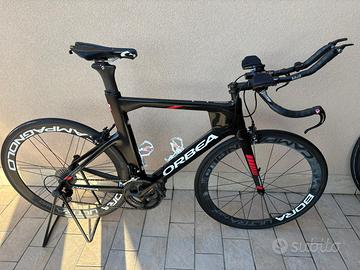 Bicicletta Orbea da Triathlon + accesori omaggio