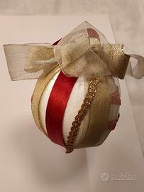 palla di Natale decorata 