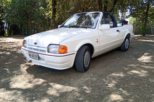 Ford Escort Ghia cabrio 1,4 55kw del 1988