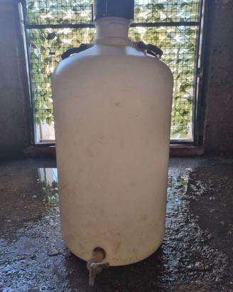Fusto plastica con rubinetto - vino/olio/acqua