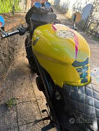 Honda ntv Revere 650 del 1990