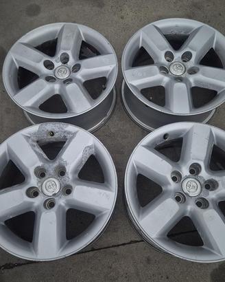 Cerchi In Lega Da 16" Per Toyota Rav4 - Rav 4