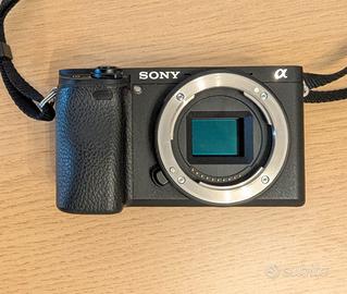 Sony a6300 + 3 batterie