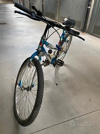 Mountain bike 26 pollici cambio Shimano