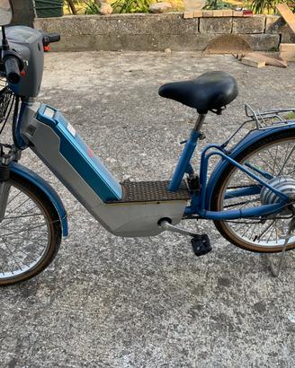 Bicicletta elettrica vintage funzionante