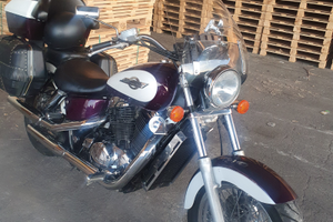 Honda shadow 1100