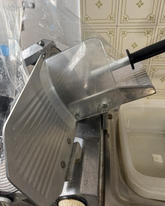 Affetatrice semiprofessionale