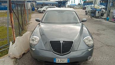 Lancia thesis 2400 jtd
