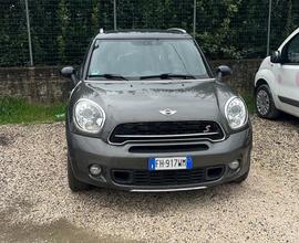 Mini Cooper Countryman 1.6 Cooper D battiti al mot