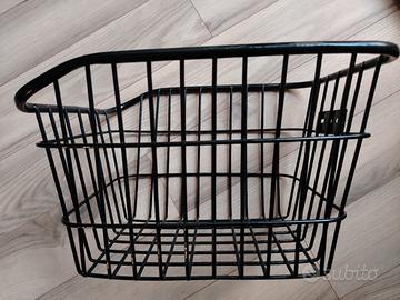 Cestino posteriore per bici. 