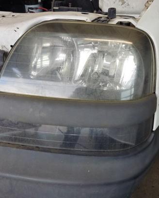 Proiettore sinistro FIAT DOBLO del 2002