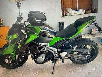 KAWASAKI Z 900
