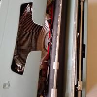 macchina da scrivere vintage