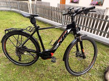 E-Bike Trekking KTM Macina Sport - Elettrica Bosch