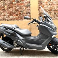 SYM JOYMAX Z300  " TUO DA € 67/MESE "