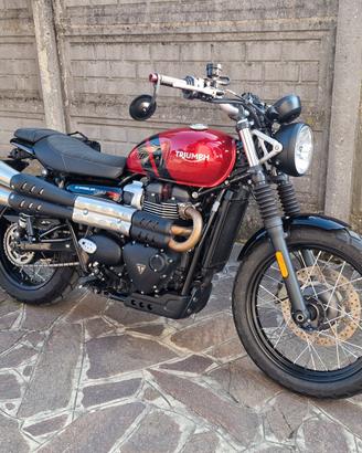 Triumph Street Scrambler 900 2023 con 4.200 km