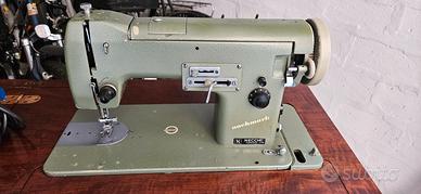 Macchina da cucire necchi