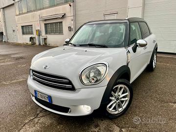 Mini Countryman 2.0D automatica 2015 94.000km euro