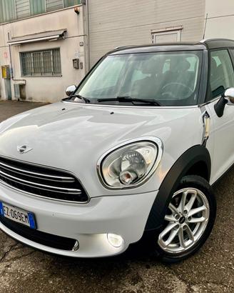 Mini Countryman 2.0D automatica 2015 94.000km euro