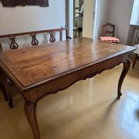 Tavolo antico in noce stile barocchetto piemontese