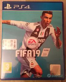 EA SPORTS FIFA 19 PS4