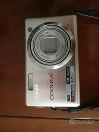 fotocamera digitale Nikon Coolpix S560