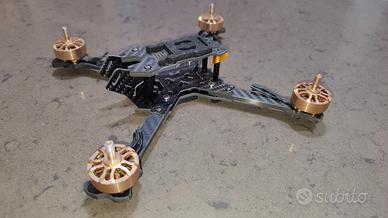 Frame e motori per drone FPV