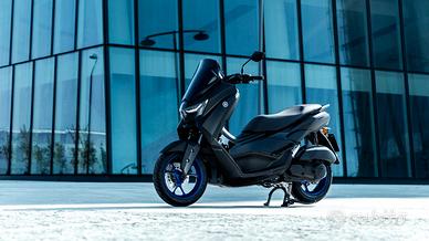 YAMAHA NMAX 125 Icon Black Pronta consegna