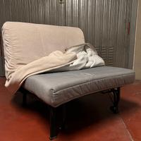 Poltrona Ikea lycksele lovas