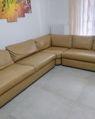 Divano in vera pelle