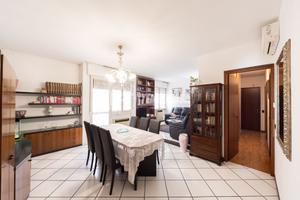 AMPIO 3 LOCALI TRASFORMABILE IN 4 !!!