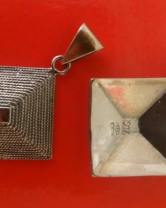 Ciondolo forma corbula quadrata argento artigianat