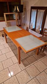 Tavolo allungabile in legno e vetro 