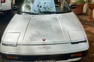 Auto storicaToyota MR2 del 1985 con 79.000 km