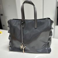 Borsa Manila Grace colore grigio lucido